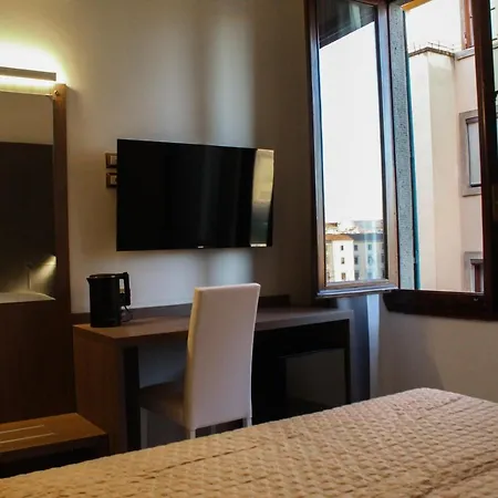 Lunart Bed & Breakfast 4*